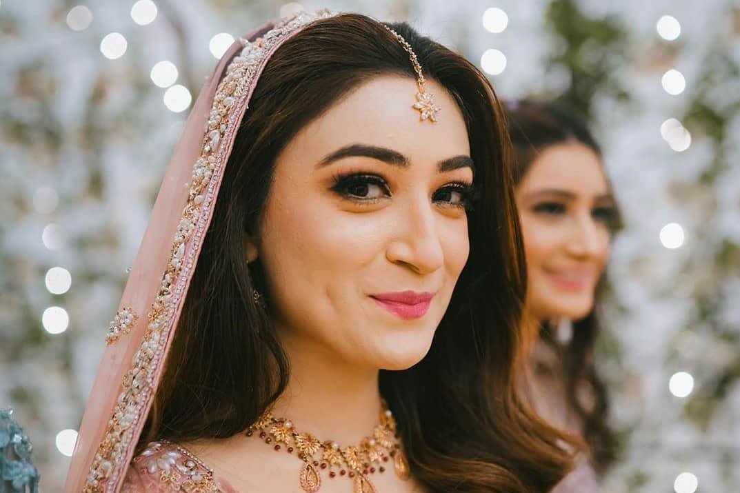 ENGAGEMENT BRIDE