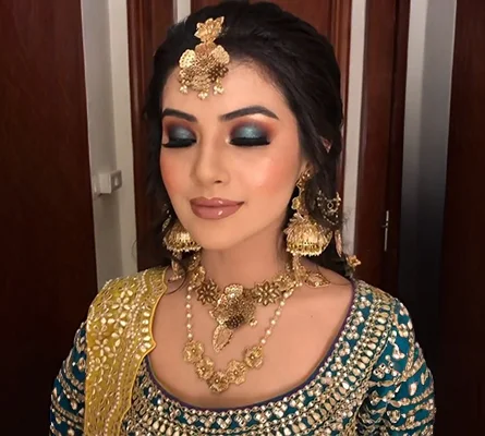 Make Up ( Starting )