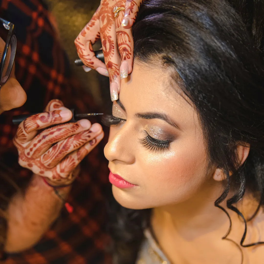 RECEPTION BRIDE